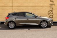Ford Focus TITANIUM X EDITION MHEV 12