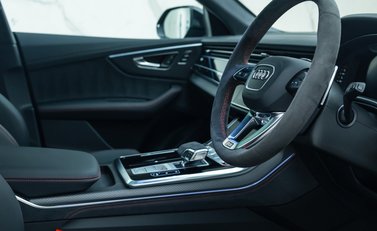 Audi RS Q8 VORSPRUNG 13