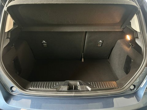 Ford Fiesta TITANIUM X 24