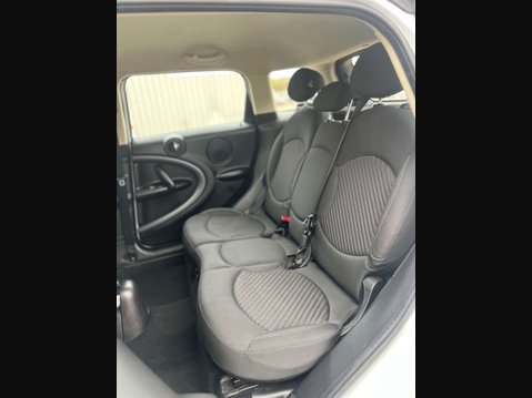 Mini Countryman 2.0 Countryman Cooper SD ALL4 Auto 4WD 5dr 32