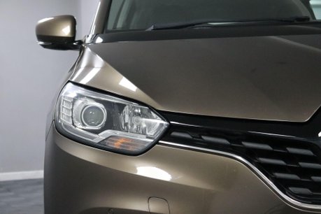 Renault Grand Scenic ICONIC TCE 48