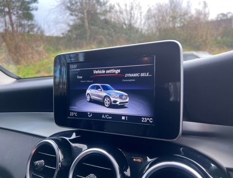 Mercedes-Benz GLC 2.0 GLC 250 Urban Edition 4Matic Auto 4WD 5dr 27