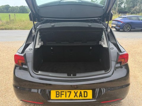 Vauxhall Astra 1.0i Turbo ecoFLEX Design Hatchback 5dr Petrol Manual Euro 6 (s/s) (105 ps) 7