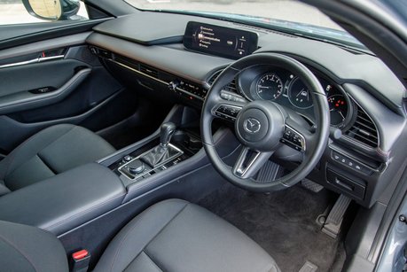 Mazda 3 HOMURA