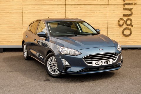 Ford Focus TITANIUM 1