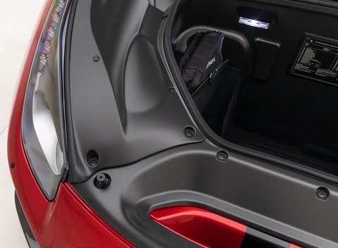 Ferrari 488 Pista 43