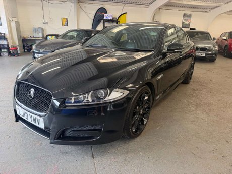 Jaguar XF 3.0d S V6 Premium Luxury Saloon 4dr Diesel Auto Euro 5 (s/s) (275 ps) 5