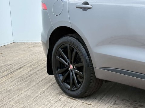 Jaguar F-Pace 2.0 F-PACE Chequered Flag AWD D Auto 4WD 5dr 5