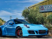 Porsche 911 CARRERA GTS 1