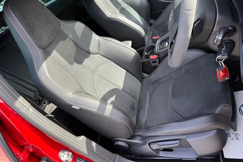 SEAT Leon TSI CUPRA 4DRIVE DSG ESTATE -BUCKET SEATS -CAMERA- SOUND -ACC -REVO STAGE 1 31