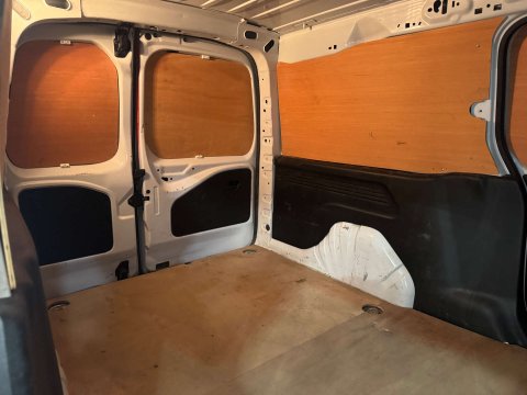 Vauxhall Combo 1.5 Combo 2300 Prime Turbo D 5dr 26