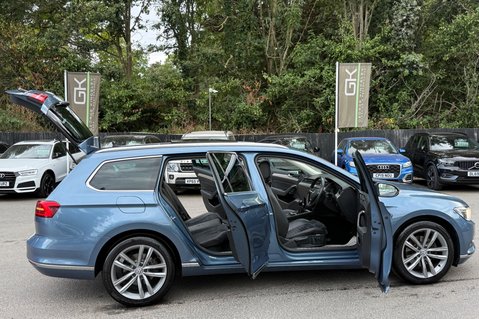 Volkswagen Passat GT TDI BMT ESTATE -£20 ROAD TAX - PAN ROOF -APPLE CARPLAY -DEMO+1 OWNER 22