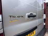 Renault Trafic 1.6 Trafic SL27 Sport Nav Energy dCi 21