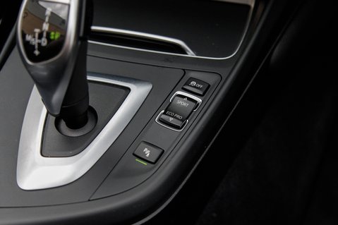 BMW 2 Series 220I M SPORT 32