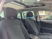Volkswagen Tiguan 2.0 Tiguan SEL TDI 4Motion Semi-Auto 4WD 5dr 52