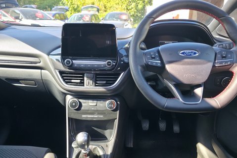 Ford Puma ST-LINE MHEV..1 FORMER KEEPER, 5 SERVICE.GLASS SUNROOF ,SAT NAV. 11