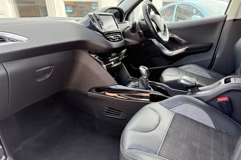 Peugeot 2008 BLUE HDI ALLURE…8 SERVICES JUST £20 R/TAX..SAT NAV..CRUISE..A.CON..1/2 LEAT 2