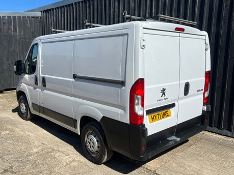 Peugeot Boxer BLUEHDI 333 L1H1 PROFESSIONAL P/V 21