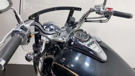 Kawasaki VN 800 CLASSIC 2006 ONLY 6K NEW MOT CRUISER 59