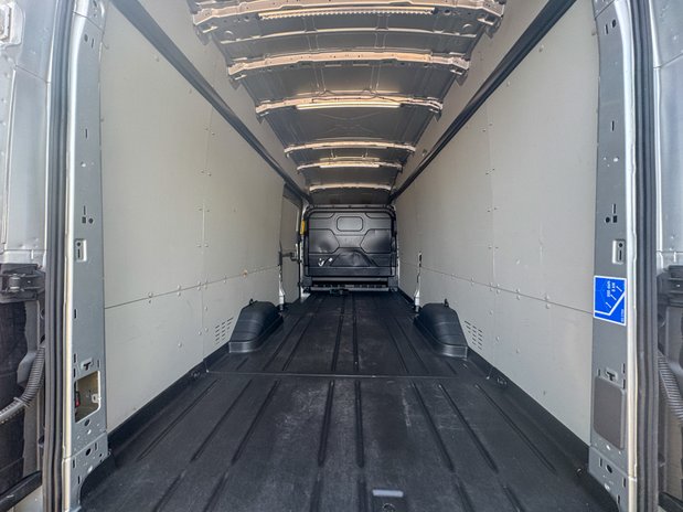Ford Transit XLWB L4H3 High Roof Limited 350 AirCon Alloys Camera Nav EURO 6 9