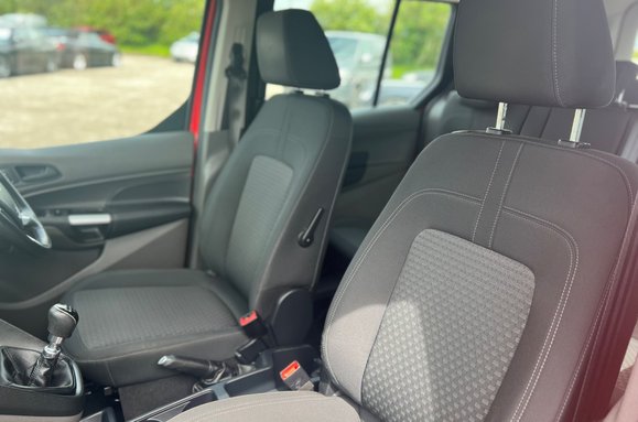 Ford Grand Tourneo Connect ZETEC 1.5 TDCI 7 SEATS 24