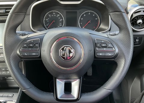 MG ZS 1.0 T-GDI EXCLUSIVE AUTO 21