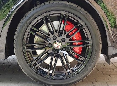 Porsche Cayenne Turbo 18