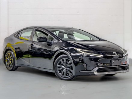 Toyota Prius 2.0 13.6kWh Design Hatchback 5dr Hybrid CVT Euro 6 (s/s) (223 ps)