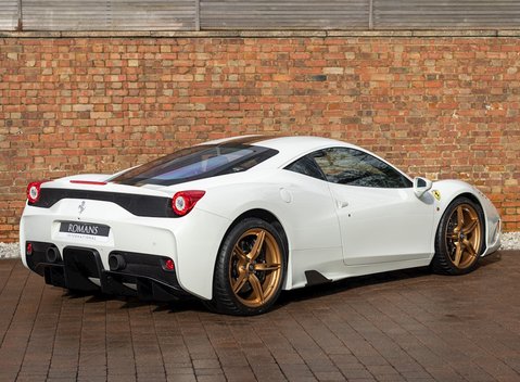 Ferrari 458 Speciale 7