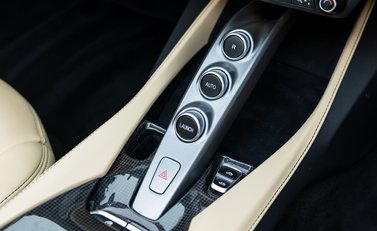 Ferrari Portofino 22