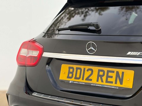 Mercedes-Benz GLA 2.1 GLA 200 AMG Line D 4Matic Auto 4WD 5dr 26