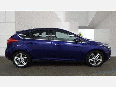 Ford Focus 1.0T EcoBoost Zetec Edition Euro 6 (s/s) 5dr 3