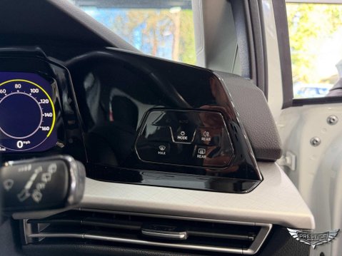 Volkswagen Golf 1.5 TSI Life Euro 6 (s/s) 5dr 55