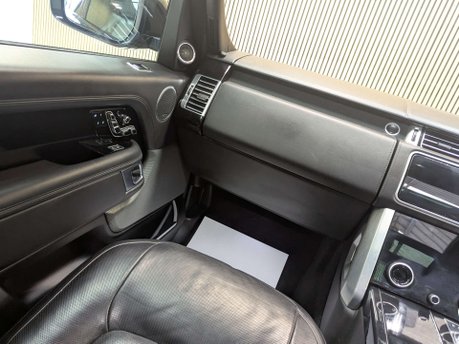 Land Rover Range Rover 4.4 Range Rover Autobiography SDV8 Auto 4WD 5dr 52