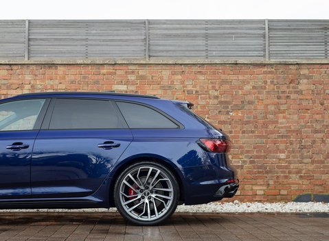 Audi RS4 Avant Vorsprung 28