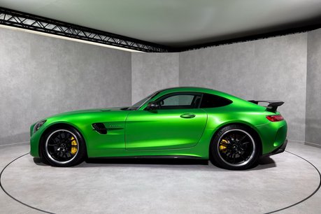 Mercedes-Benz AMG GT R FULL PPF. CARBON FIBRE PACK 1,2 & 3. CARBON ENGINE BAY. AMG TRACK PACK. 8