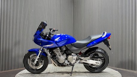 Honda CB 600 2001 ONLY 15K MOT OCTOBER 2027 VERY CLEAN 600CC 4