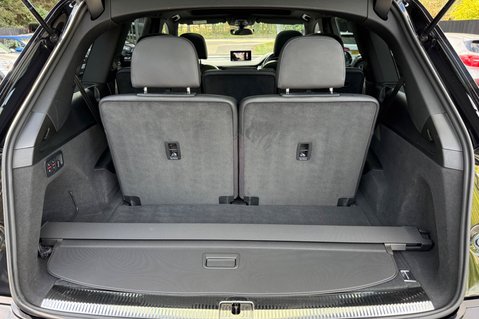 Audi Q7 TDI QUATTRO S LINE - ONE OWNER - PAN ROOF  57