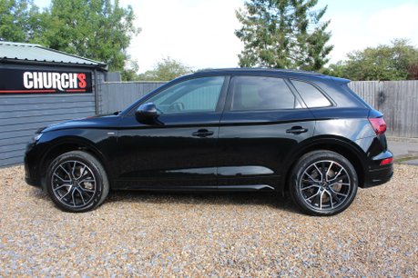Audi Q5 2.0 Q5 Black Edition 40TDI MHEV Quattro SA 4WD 5dr 16