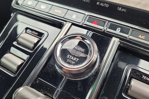 Aston Martin Vantage V8 52