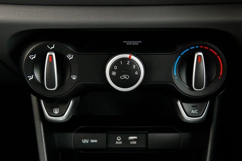 Kia Picanto X-LINE 33