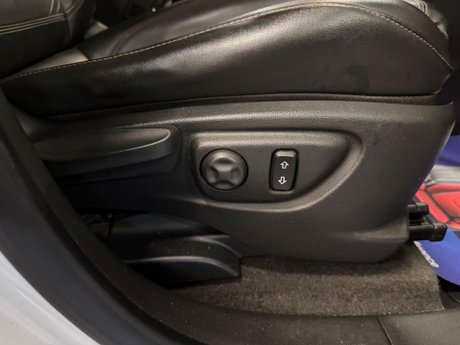 Vauxhall Mokka 1.7 CDTi SE 2WD Euro 5 (s/s) 5dr 15