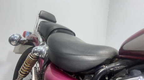 Yamaha XV 400 1995 37k running project bike spares or repair cruiser 400cc 27