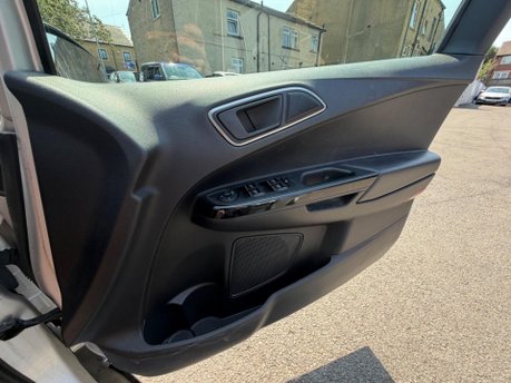 Ford B-Max TITANIUM X NAVIGATOR 15