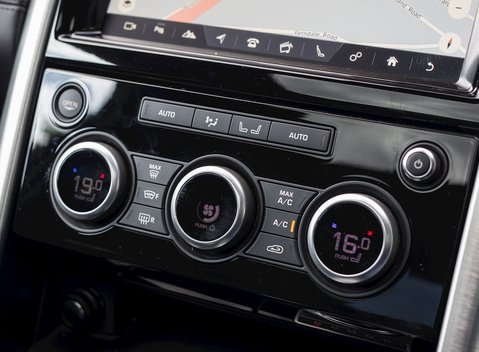 Land Rover Discovery Td6 HSE Luxury 22