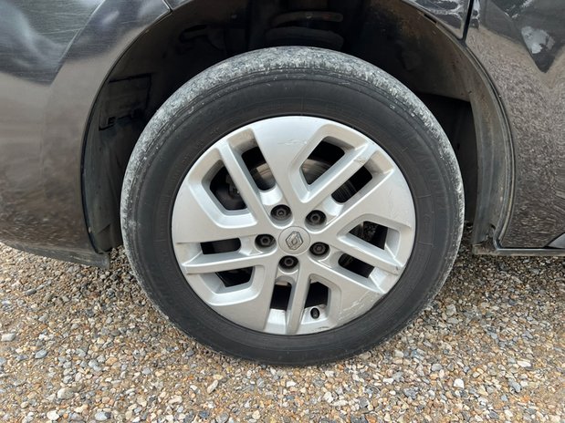 Renault Trafic Crew Cab SWB L1H1 Sport SL27 Air Con Alloys Nav Se 14