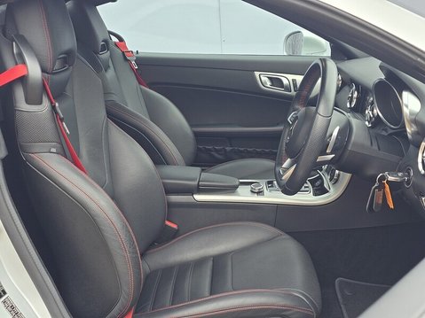 Mercedes-Benz SLC SLC 250 D AMG LINE 20