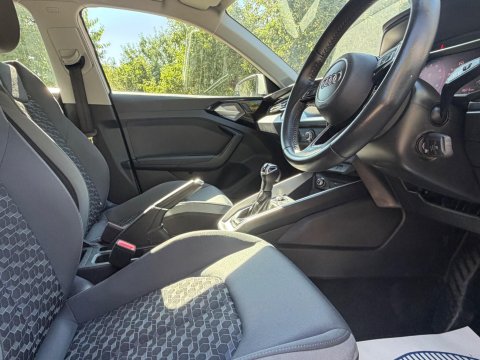 Audi A1 1.0 TFSI 30 Sport Sportback S Tronic Euro 6 (s/s) 5dr 36