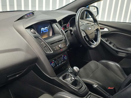 Ford Focus 2.3T EcoBoost RS Hatchback 5dr Petrol Manual AWD Euro 6 (s/s) (350 ps) 8