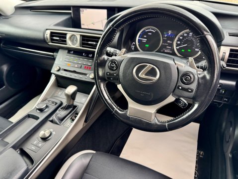 Lexus Is 2.5 300h Sport E-CVT Euro 6 (s/s) 4dr 34